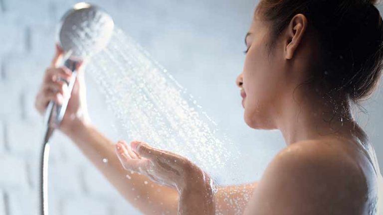 beneficios de una ducha con agua fria
